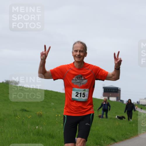 04.05.2025 - 8. Wedeler Halbmarathon Yannick Fuchs http://msf.ph/oto/7830462 04.05.2025 11:38:47 Laufen 215 meine-sportfotos.de