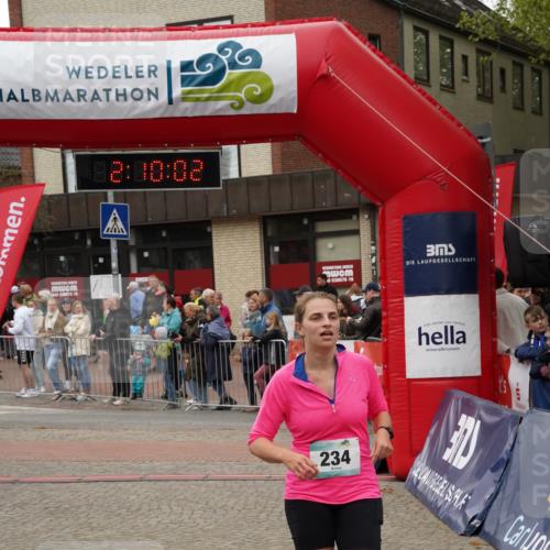 04.05.2025 - 8. Wedeler Halbmarathon Felixshl http://msf.ph/oto/7830474 04.05.2025 12:10:00 Ziel 234 meine-sportfotos.de