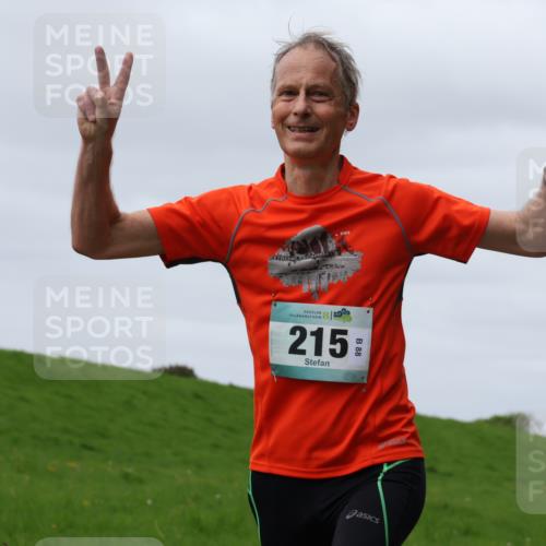 04.05.2025 - 8. Wedeler Halbmarathon Yannick Fuchs http://msf.ph/oto/7830510 04.05.2025 11:38:49 Laufen 215 meine-sportfotos.de