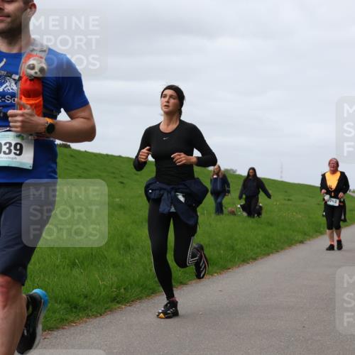 04.05.2025 - 8. Wedeler Halbmarathon Yannick Fuchs http://msf.ph/oto/7830820 04.05.2025 11:39:16 Laufen 939, 763 meine-sportfotos.de