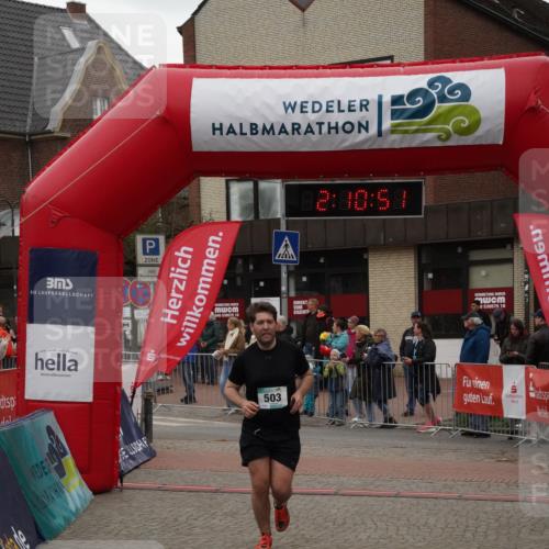 04.05.2025 - 8. Wedeler Halbmarathon Felixshl http://msf.ph/oto/7830870 04.05.2025 12:10:48 Ziel 503, 896 meine-sportfotos.de