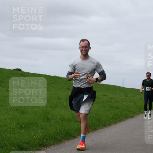 04.05.2025 - 8. Wedeler Halbmarathon Yannick Fuchs http://msf.ph/oto/7830968 04.05.2025 11:39:30 Laufen 40 meine-sportfotos.de
