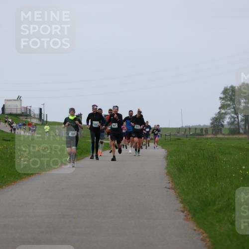 04.05.2025 - 8. Wedeler Halbmarathon Yannick Fuchs http://msf.ph/oto/7831154 04.05.2025 11:19:58 Laufen 236 meine-sportfotos.de