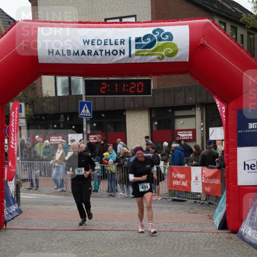 04.05.2025 - 8. Wedeler Halbmarathon Felixshl http://msf.ph/oto/7831166 04.05.2025 12:11:18 Ziel 327, 433, 584, 829 meine-sportfotos.de