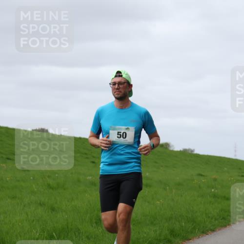 04.05.2025 - 8. Wedeler Halbmarathon Yannick Fuchs http://msf.ph/oto/7831351 04.05.2025 11:40:08 Laufen 50 meine-sportfotos.de