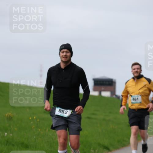 04.05.2025 - 8. Wedeler Halbmarathon Yannick Fuchs http://msf.ph/oto/7831417 04.05.2025 11:40:27 Laufen 852, 461 meine-sportfotos.de