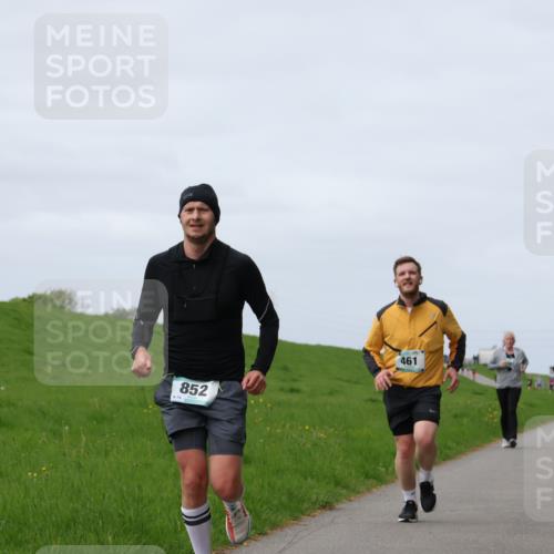 04.05.2025 - 8. Wedeler Halbmarathon Yannick Fuchs http://msf.ph/oto/7831441 04.05.2025 11:40:28 Laufen 852, 461 meine-sportfotos.de