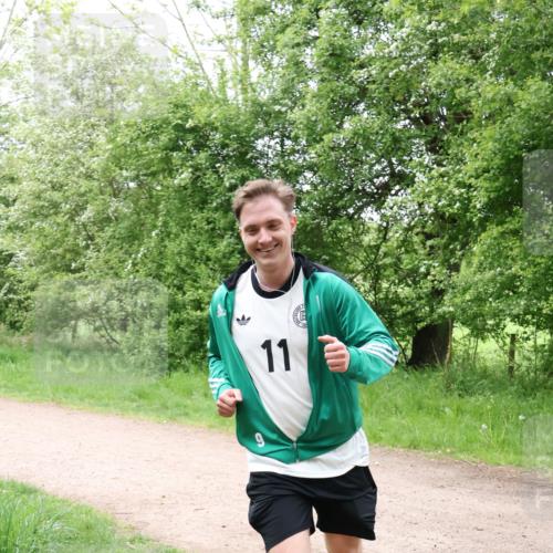 04.05.2025 - 8. Wedeler Halbmarathon Lena Gebhardt http://msf.ph/oto/7831451 04.05.2025 11:18:03 Laufen 11 meine-sportfotos.de