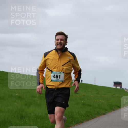 04.05.2025 - 8. Wedeler Halbmarathon Yannick Fuchs http://msf.ph/oto/7831496 04.05.2025 11:40:31 Laufen 461 meine-sportfotos.de