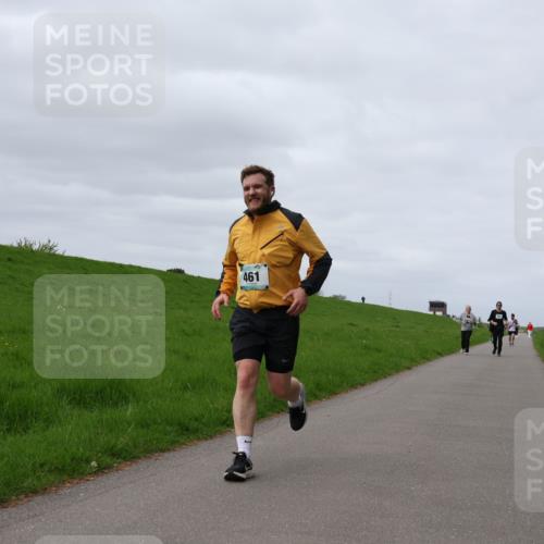 04.05.2025 - 8. Wedeler Halbmarathon Yannick Fuchs http://msf.ph/oto/7831509 04.05.2025 11:40:31 Laufen 461 meine-sportfotos.de