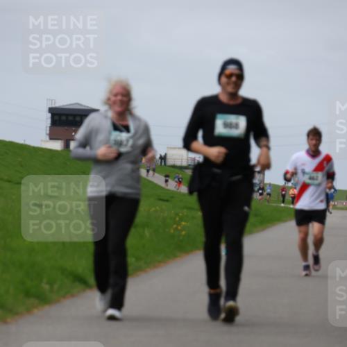 04.05.2025 - 8. Wedeler Halbmarathon Yannick Fuchs http://msf.ph/oto/7831566 04.05.2025 11:40:36 Laufen 996 meine-sportfotos.de
