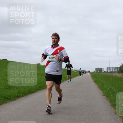 04.05.2025 - 8. Wedeler Halbmarathon Yannick Fuchs http://msf.ph/oto/7831766 04.05.2025 11:40:46 Laufen 462 meine-sportfotos.de