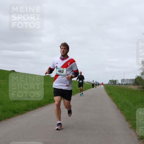 04.05.2025 - 8. Wedeler Halbmarathon Yannick Fuchs http://msf.ph/oto/7831769 04.05.2025 11:40:46 Laufen 462 meine-sportfotos.de