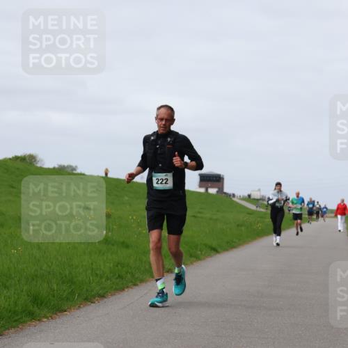 04.05.2025 - 8. Wedeler Halbmarathon Yannick Fuchs http://msf.ph/oto/7831823 04.05.2025 11:40:48 Laufen 222 meine-sportfotos.de