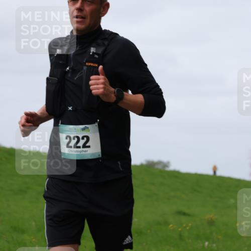04.05.2025 - 8. Wedeler Halbmarathon Yannick Fuchs http://msf.ph/oto/7831898 04.05.2025 11:40:50 Laufen 222 meine-sportfotos.de