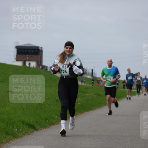 04.05.2025 - 8. Wedeler Halbmarathon Yannick Fuchs http://msf.ph/oto/7831900 04.05.2025 11:40:51 Laufen 726, 873 meine-sportfotos.de