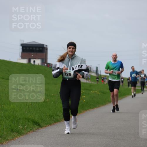 04.05.2025 - 8. Wedeler Halbmarathon Yannick Fuchs http://msf.ph/oto/7831907 04.05.2025 11:40:51 Laufen 726, 873 meine-sportfotos.de