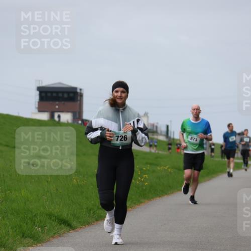 04.05.2025 - 8. Wedeler Halbmarathon Yannick Fuchs http://msf.ph/oto/7831926 04.05.2025 11:40:51 Laufen 726, 873 meine-sportfotos.de