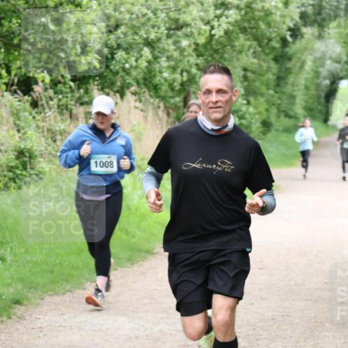 04.05.2025 - 8. Wedeler Halbmarathon Lena Gebhardt http://msf.ph/oto/7832023 04.05.2025 11:19:10 Laufen 1008 meine-sportfotos.de