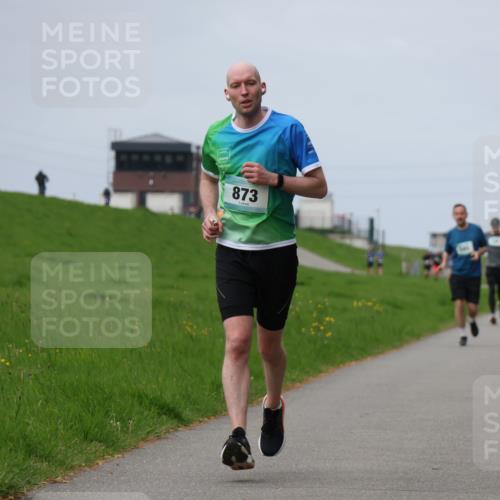 04.05.2025 - 8. Wedeler Halbmarathon Yannick Fuchs http://msf.ph/oto/7832034 04.05.2025 11:40:59 Laufen 873 meine-sportfotos.de