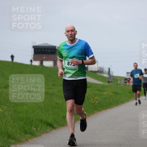 04.05.2025 - 8. Wedeler Halbmarathon Yannick Fuchs http://msf.ph/oto/7832037 04.05.2025 11:40:59 Laufen 873 meine-sportfotos.de
