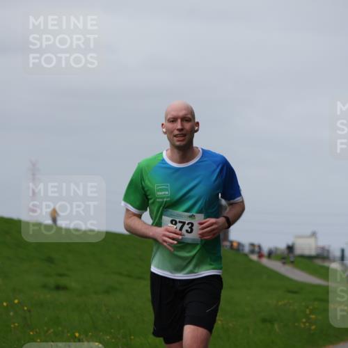 04.05.2025 - 8. Wedeler Halbmarathon Yannick Fuchs http://msf.ph/oto/7832078 04.05.2025 11:41:01 Laufen 973 meine-sportfotos.de