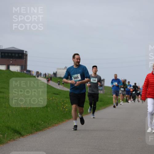 04.05.2025 - 8. Wedeler Halbmarathon Yannick Fuchs http://msf.ph/oto/7832163 04.05.2025 11:41:07 Laufen 585, 168 meine-sportfotos.de