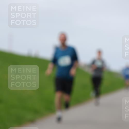04.05.2025 - 8. Wedeler Halbmarathon Yannick Fuchs http://msf.ph/oto/7832222 04.05.2025 11:41:12 Laufen  meine-sportfotos.de