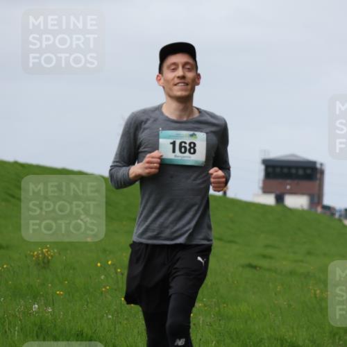 04.05.2025 - 8. Wedeler Halbmarathon Yannick Fuchs http://msf.ph/oto/7832304 04.05.2025 11:41:17 Laufen 168 meine-sportfotos.de