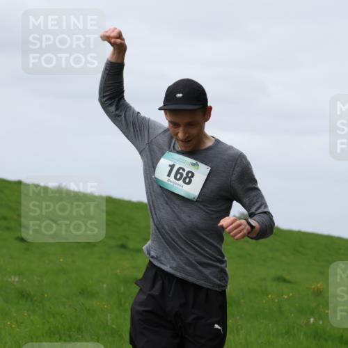 04.05.2025 - 8. Wedeler Halbmarathon Yannick Fuchs http://msf.ph/oto/7832328 04.05.2025 11:41:19 Laufen 168 meine-sportfotos.de