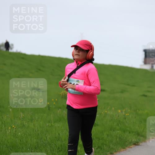 04.05.2025 - 8. Wedeler Halbmarathon Yannick Fuchs http://msf.ph/oto/7832340 04.05.2025 11:21:07 Laufen  meine-sportfotos.de