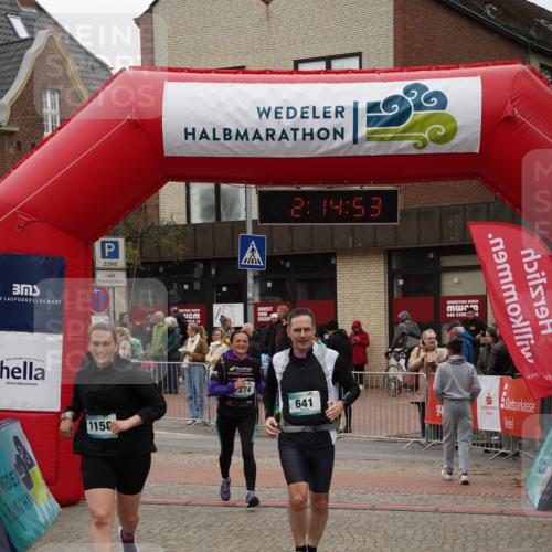04.05.2025 - 8. Wedeler Halbmarathon Felixshl http://msf.ph/oto/7832513 04.05.2025 12:14:51 Ziel 274, 641, 1158 meine-sportfotos.de