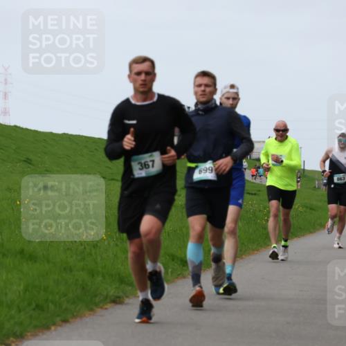 04.05.2025 - 8. Wedeler Halbmarathon Yannick Fuchs http://msf.ph/oto/7832555 04.05.2025 11:21:16 Laufen 367, 699, 863, 40, 1211 meine-sportfotos.de