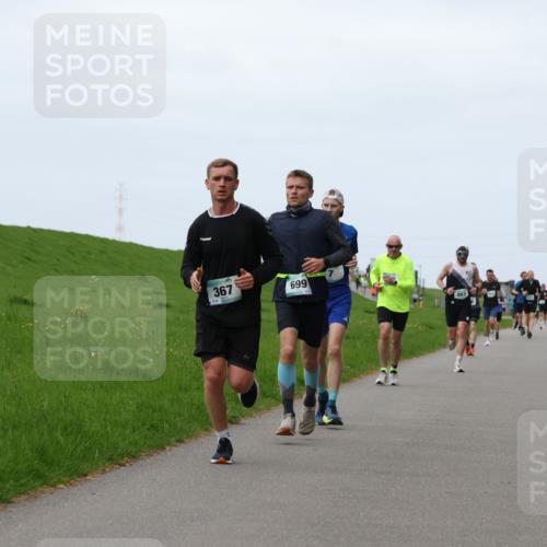 04.05.2025 - 8. Wedeler Halbmarathon Yannick Fuchs http://msf.ph/oto/7832573 04.05.2025 11:21:17 Laufen 367, 699 meine-sportfotos.de