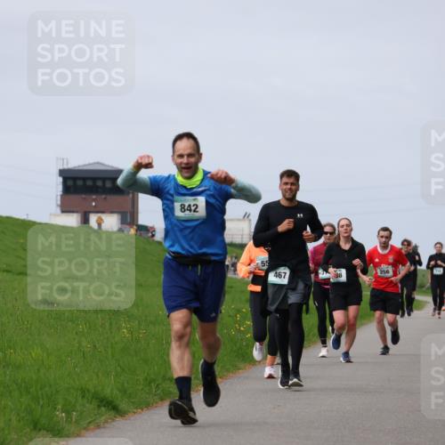 04.05.2025 - 8. Wedeler Halbmarathon Yannick Fuchs http://msf.ph/oto/7832658 04.05.2025 11:41:39 Laufen 842, 55, 256, 467, 8 meine-sportfotos.de