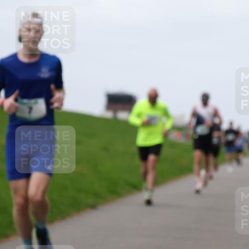 04.05.2025 - 8. Wedeler Halbmarathon Yannick Fuchs http://msf.ph/oto/7832674 04.05.2025 11:21:20 Laufen  meine-sportfotos.de