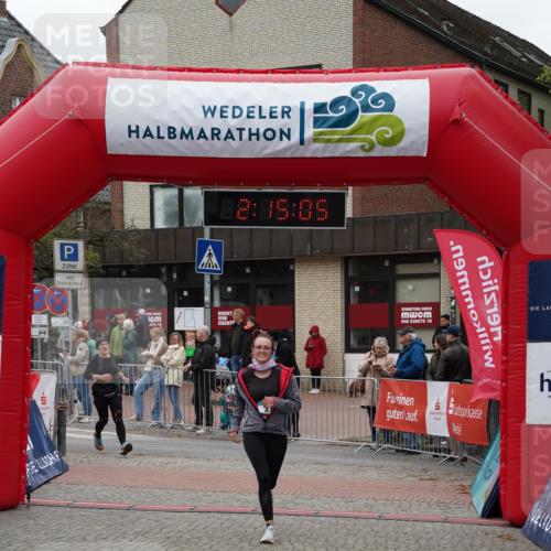 04.05.2025 - 8. Wedeler Halbmarathon Felixshl http://msf.ph/oto/7832675 04.05.2025 12:15:03 Ziel 271, 296, 601 meine-sportfotos.de