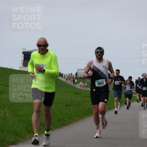 04.05.2025 - 8. Wedeler Halbmarathon Yannick Fuchs http://msf.ph/oto/7832689 04.05.2025 11:21:21 Laufen 863, 394, 1062, 1211 meine-sportfotos.de