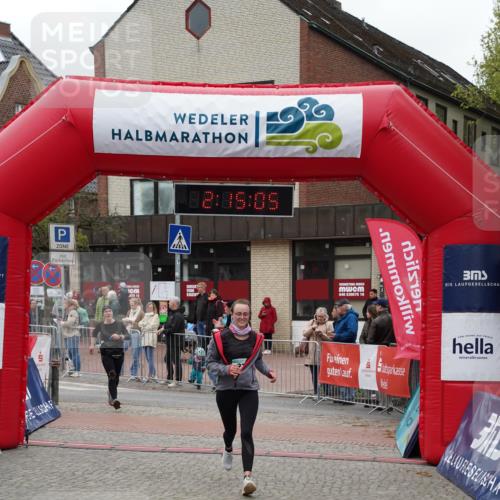 04.05.2025 - 8. Wedeler Halbmarathon Felixshl http://msf.ph/oto/7832698 04.05.2025 12:15:03 Ziel 271, 296, 601 meine-sportfotos.de
