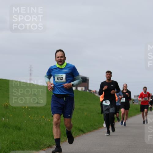 04.05.2025 - 8. Wedeler Halbmarathon Yannick Fuchs http://msf.ph/oto/7832727 04.05.2025 11:41:42 Laufen 842, 467 meine-sportfotos.de