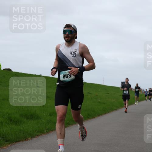 04.05.2025 - 8. Wedeler Halbmarathon Yannick Fuchs http://msf.ph/oto/7832813 04.05.2025 11:21:27 Laufen 20, 863, 22 meine-sportfotos.de