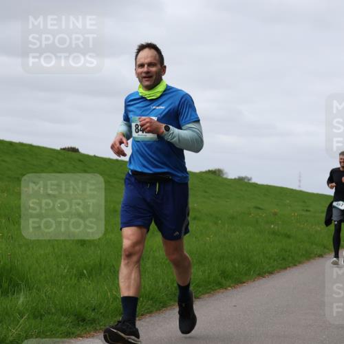 04.05.2025 - 8. Wedeler Halbmarathon Yannick Fuchs http://msf.ph/oto/7832815 04.05.2025 11:41:45 Laufen 84, 467, 59 meine-sportfotos.de