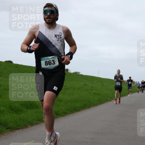 04.05.2025 - 8. Wedeler Halbmarathon Yannick Fuchs http://msf.ph/oto/7832826 04.05.2025 11:21:27 Laufen 22, 863, 40 meine-sportfotos.de