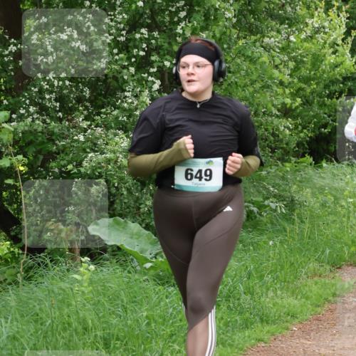 04.05.2025 - 8. Wedeler Halbmarathon Lena Gebhardt http://msf.ph/oto/7832884 04.05.2025 11:20:43 Laufen 649 meine-sportfotos.de