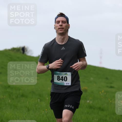 04.05.2025 - 8. Wedeler Halbmarathon Yannick Fuchs http://msf.ph/oto/7832892 04.05.2025 11:21:29 Laufen 840, 60, 226 meine-sportfotos.de
