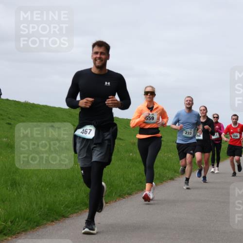 04.05.2025 - 8. Wedeler Halbmarathon Yannick Fuchs http://msf.ph/oto/7832893 04.05.2025 11:41:48 Laufen 467, 559, 233, 398, 17, 256 meine-sportfotos.de