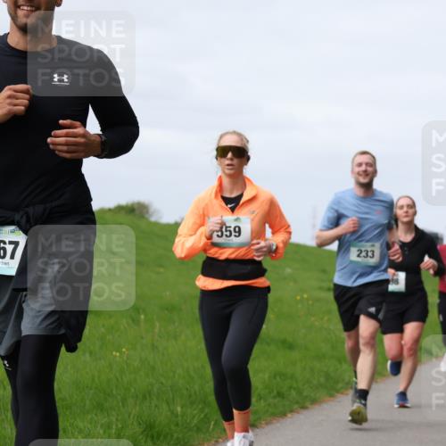 04.05.2025 - 8. Wedeler Halbmarathon Yannick Fuchs http://msf.ph/oto/7832901 04.05.2025 11:41:49 Laufen 467, 359, 233, 317, 256 meine-sportfotos.de