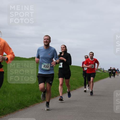 04.05.2025 - 8. Wedeler Halbmarathon Yannick Fuchs http://msf.ph/oto/7832946 04.05.2025 11:41:50 Laufen 559, 233, 98, 317 meine-sportfotos.de