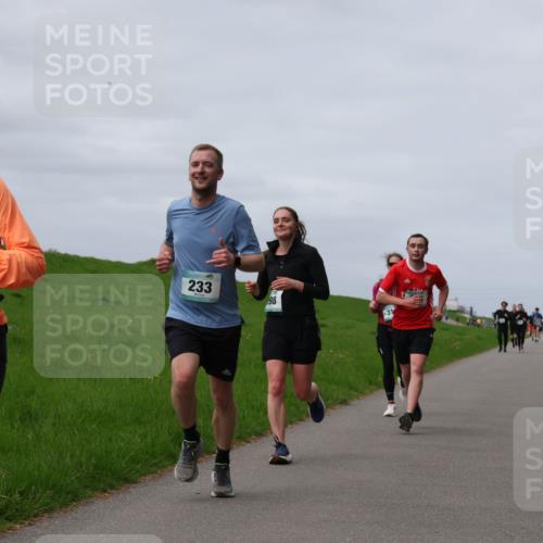 04.05.2025 - 8. Wedeler Halbmarathon Yannick Fuchs http://msf.ph/oto/7832947 04.05.2025 11:41:50 Laufen 559, 233, 98, 31 meine-sportfotos.de