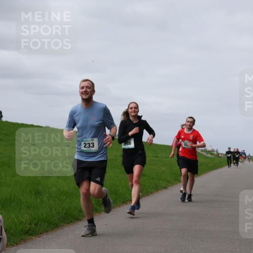 04.05.2025 - 8. Wedeler Halbmarathon Yannick Fuchs http://msf.ph/oto/7832961 04.05.2025 11:41:51 Laufen 233, 398, 25 meine-sportfotos.de